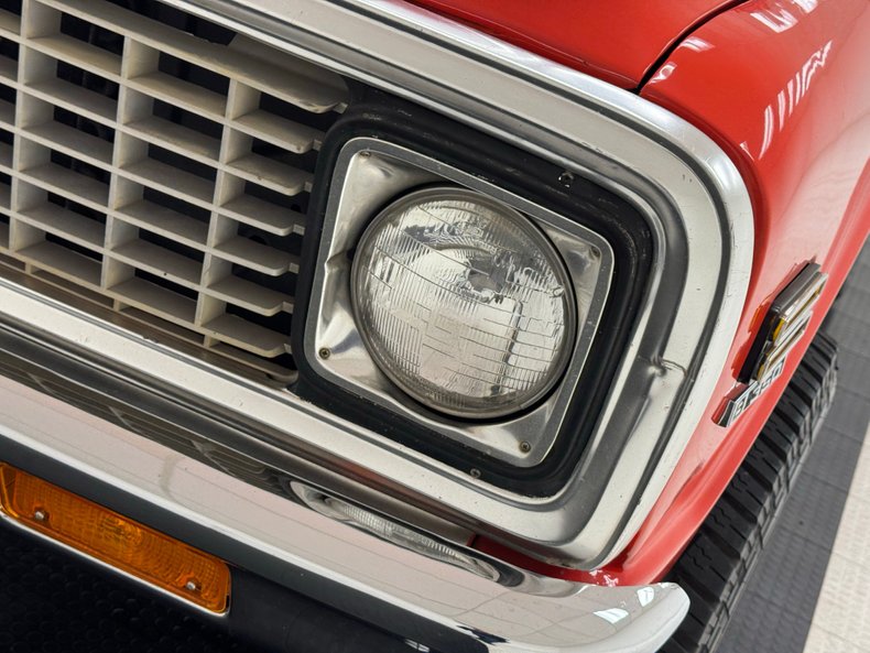 Chevrolet-K5-1972-Hugger-Orange-Black-13