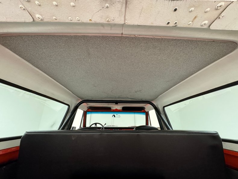 Chevrolet-K5-1972-Hugger-Orange-Black-34