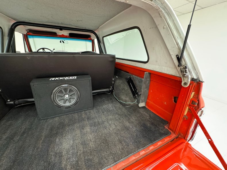 Chevrolet-K5-1972-Hugger-Orange-Black-35