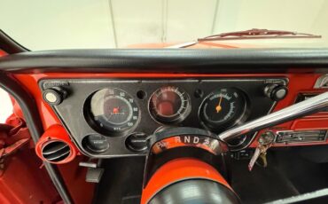 Chevrolet-K5-1972-Hugger-Orange-Black-43