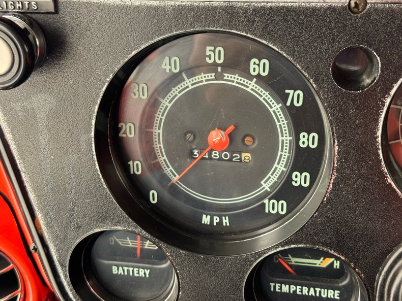 Chevrolet-K5-1972-Hugger-Orange-Black-44