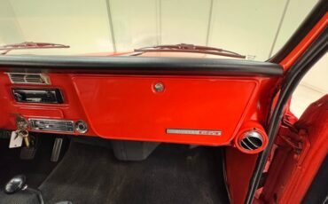 Chevrolet-K5-1972-Hugger-Orange-Black-46