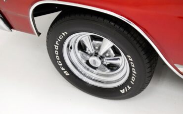 Chevrolet-Malibu-1965-Red-Metallic-White-16