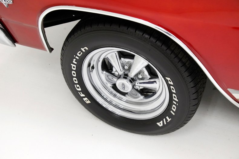 Chevrolet-Malibu-1965-Red-Metallic-White-16