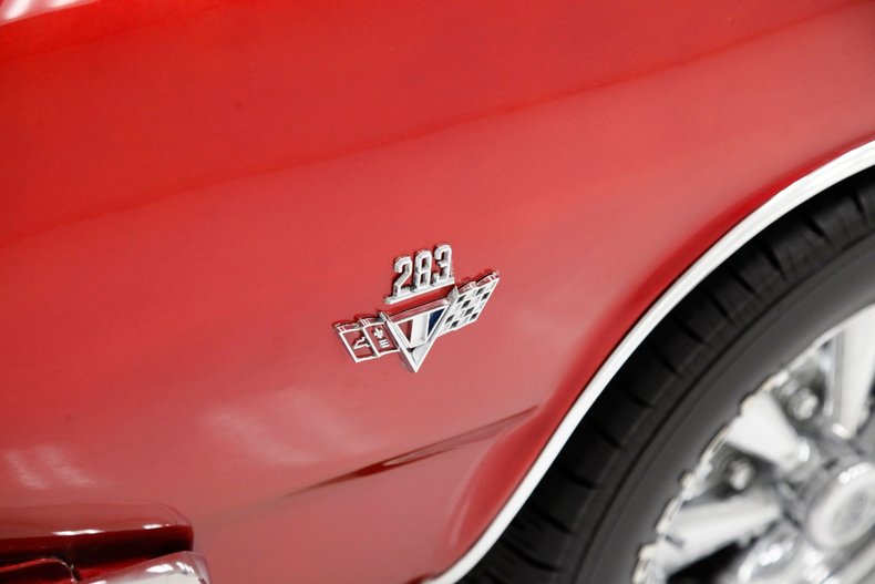 Chevrolet-Malibu-1965-Red-Metallic-White-23