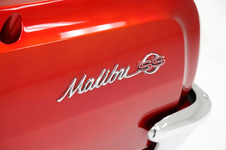 Chevrolet-Malibu-1965-Red-Metallic-White-25