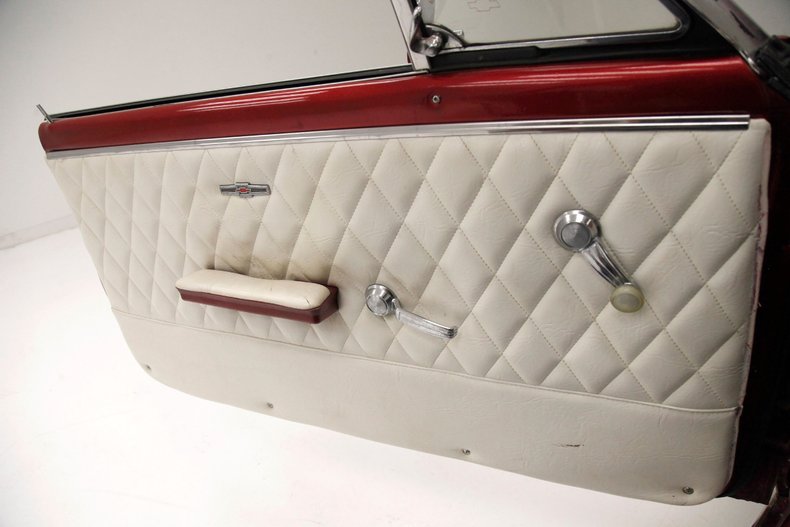 Chevrolet-Malibu-1965-Red-Metallic-White-29