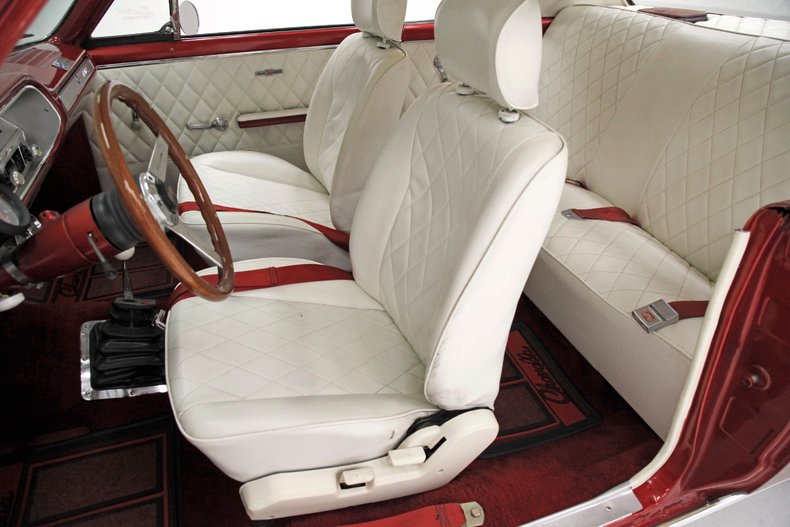 Chevrolet-Malibu-1965-Red-Metallic-White-31