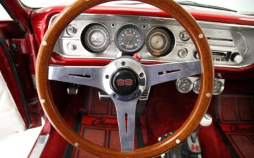 Chevrolet-Malibu-1965-Red-Metallic-White-32