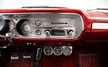 Chevrolet-Malibu-1965-Red-Metallic-White-35