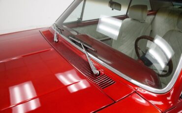 Chevrolet-Malibu-1965-Red-Metallic-White-4