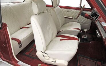 Chevrolet-Malibu-1965-Red-Metallic-White-6