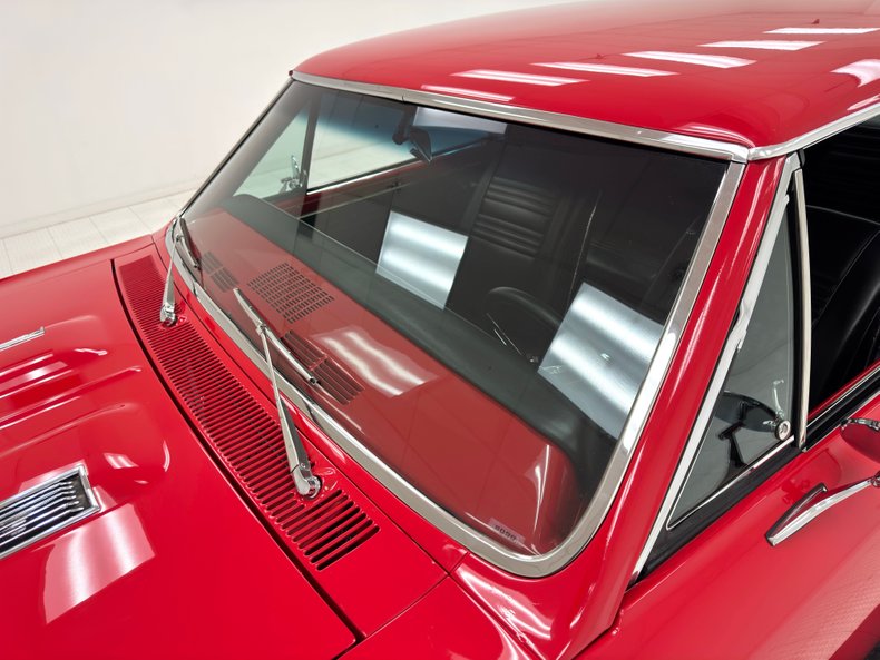 Chevrolet-Malibu-1967-Bolero-Red-Black-1