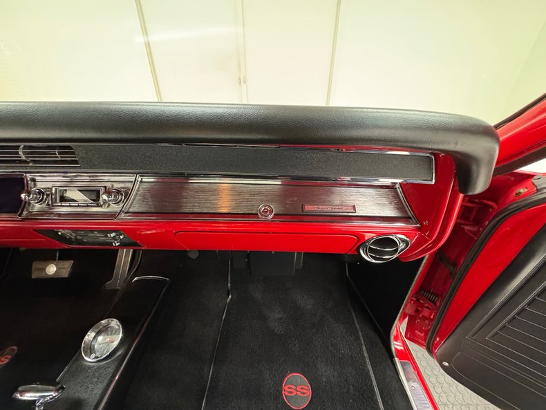 Chevrolet-Malibu-1967-Bolero-Red-Black-39