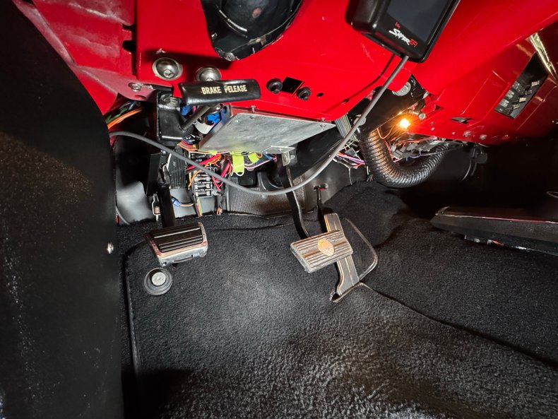 Chevrolet-Malibu-1967-Bolero-Red-Black-42