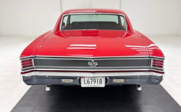 Chevrolet-Malibu-1967-Bolero-Red-Black-6