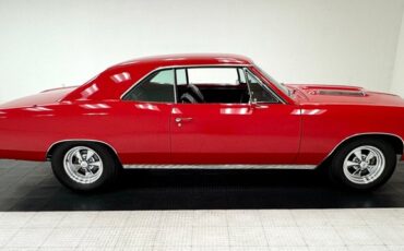 Chevrolet-Malibu-1967-Bolero-Red-Black-8