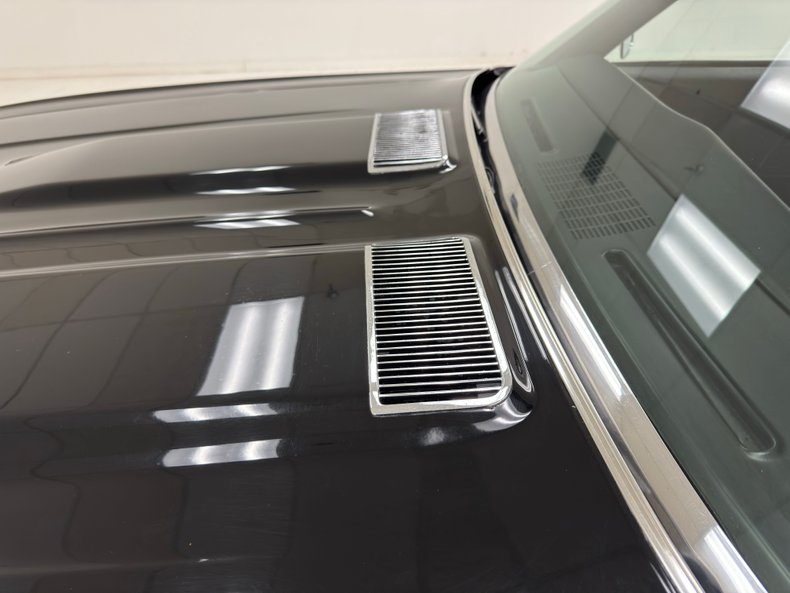 Chevrolet-Malibu-1969-Tuxedo-Black-Black-16