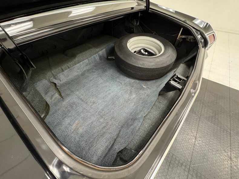 Chevrolet-Malibu-1969-Tuxedo-Black-Black-28