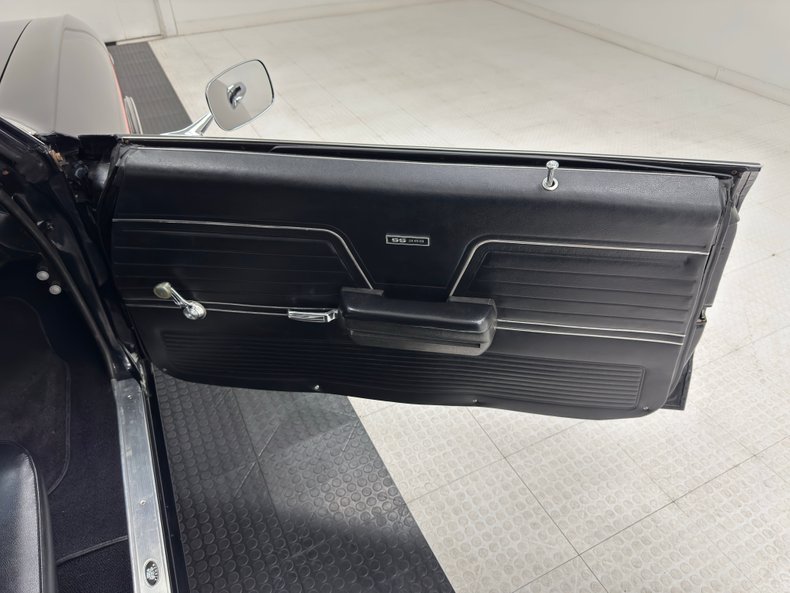 Chevrolet-Malibu-1969-Tuxedo-Black-Black-32