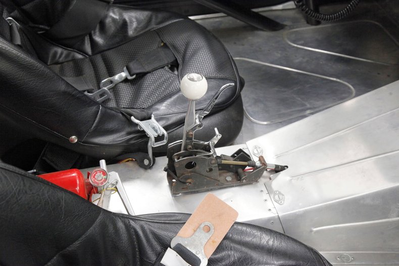 Chevrolet-Malibu-1969-Tuxedo-Black-Black-33