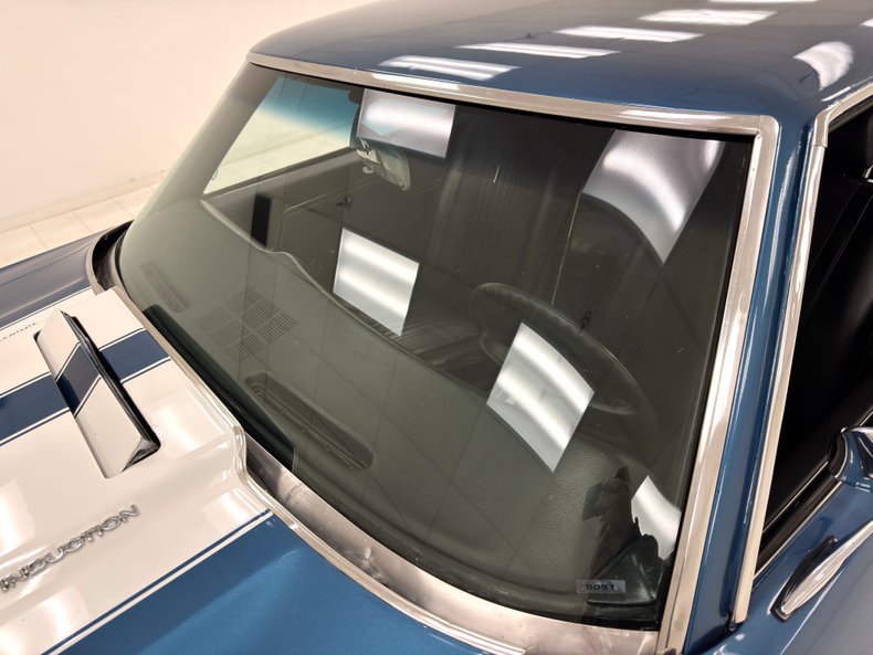 Chevrolet-Malibu-1970-Fathom-Blue-Black-22