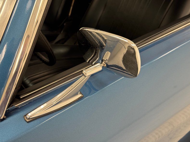 Chevrolet-Malibu-1970-Fathom-Blue-Black-24