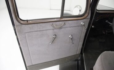 Chevrolet-Master-1933-Black-Gray-30