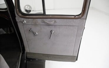 Chevrolet-Master-1933-Black-Gray-31