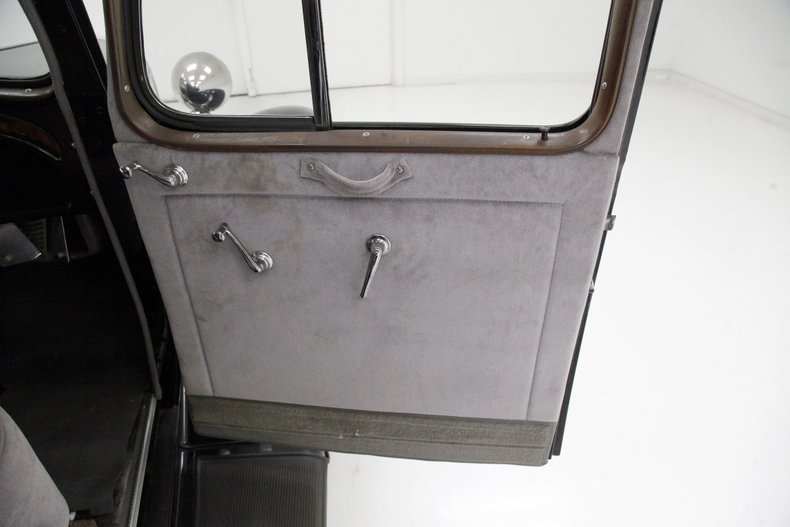 Chevrolet-Master-1933-Black-Gray-31