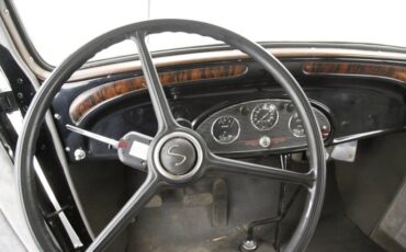 Chevrolet-Master-1933-Black-Gray-34