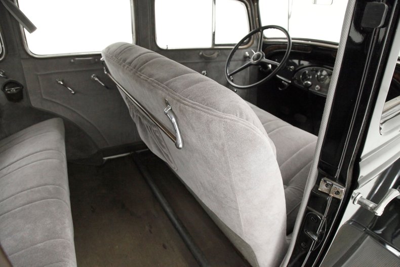 Chevrolet-Master-1933-Black-Gray-43