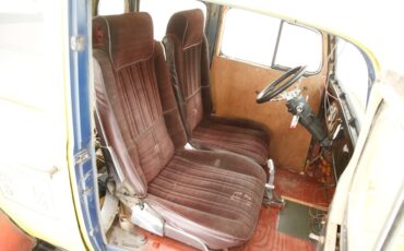 Chevrolet-Master-1934-Yellow-Burgundy-13