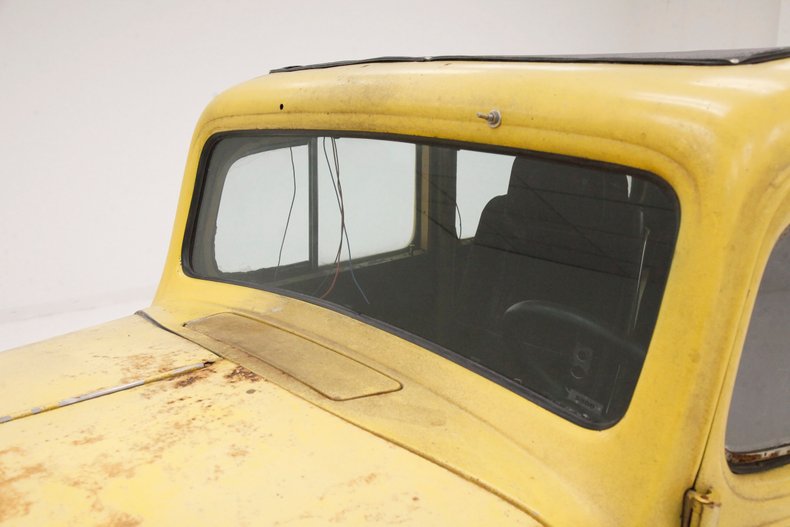 Chevrolet-Master-1934-Yellow-Burgundy-25