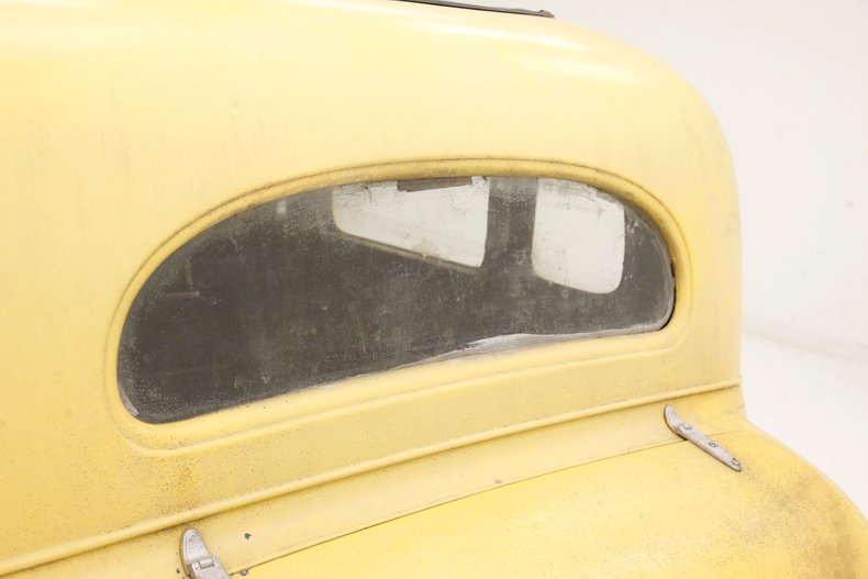 Chevrolet-Master-1934-Yellow-Burgundy-27