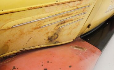 Chevrolet-Master-1934-Yellow-Burgundy-3