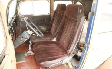 Chevrolet-Master-1934-Yellow-Burgundy-31