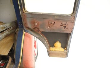 Chevrolet-Master-1934-Yellow-Burgundy-4