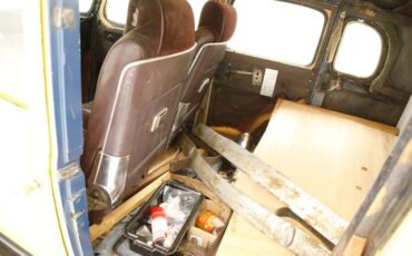 Chevrolet-Master-1934-Yellow-Burgundy-40