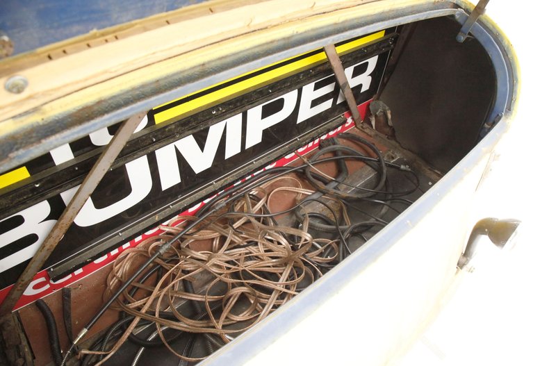 Chevrolet-Master-1934-Yellow-Burgundy-42