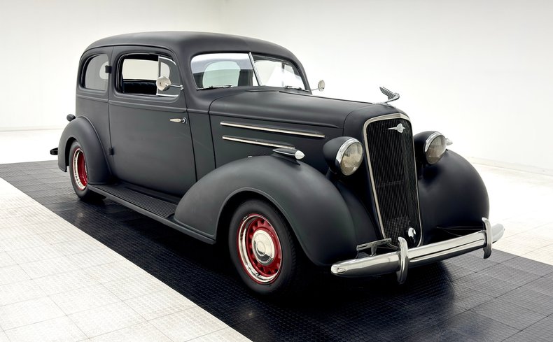 Chevrolet-Master-1935-Matte-Black-Light-Blue-12