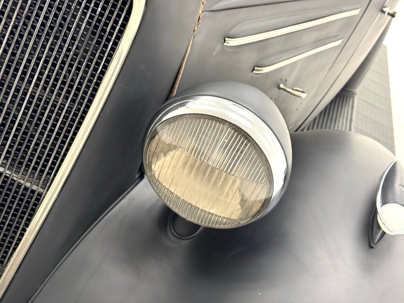 Chevrolet-Master-1935-Matte-Black-Light-Blue-14