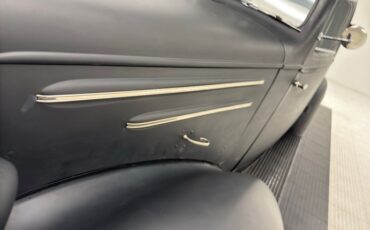 Chevrolet-Master-1935-Matte-Black-Light-Blue-17