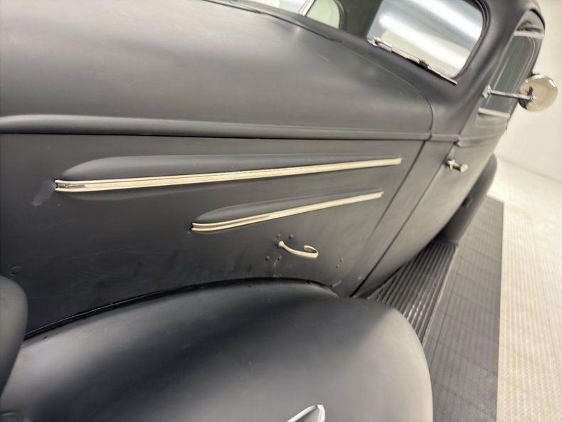 Chevrolet-Master-1935-Matte-Black-Light-Blue-17