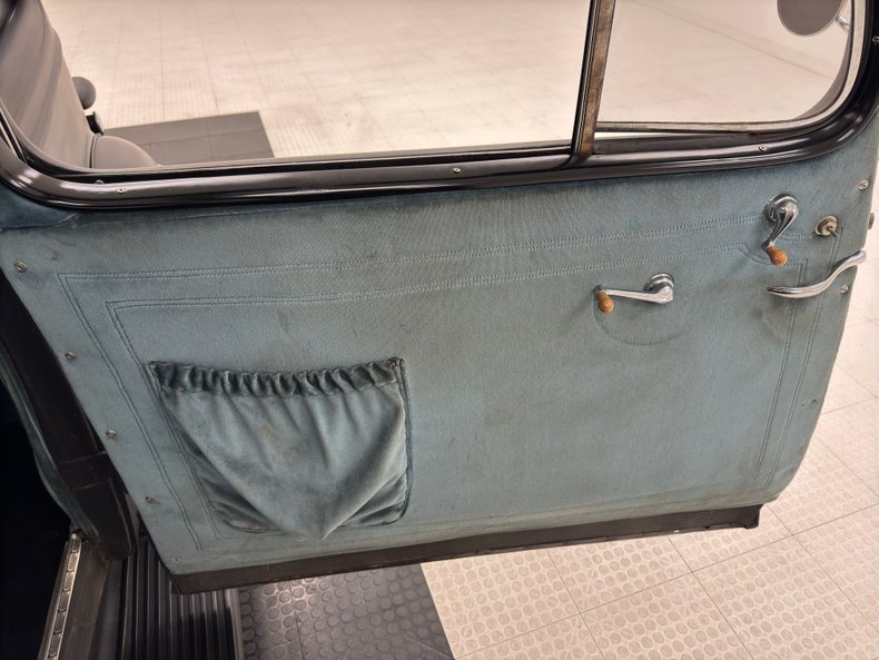 Chevrolet-Master-1935-Matte-Black-Light-Blue-32