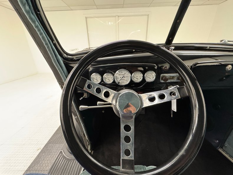 Chevrolet-Master-1935-Matte-Black-Light-Blue-39