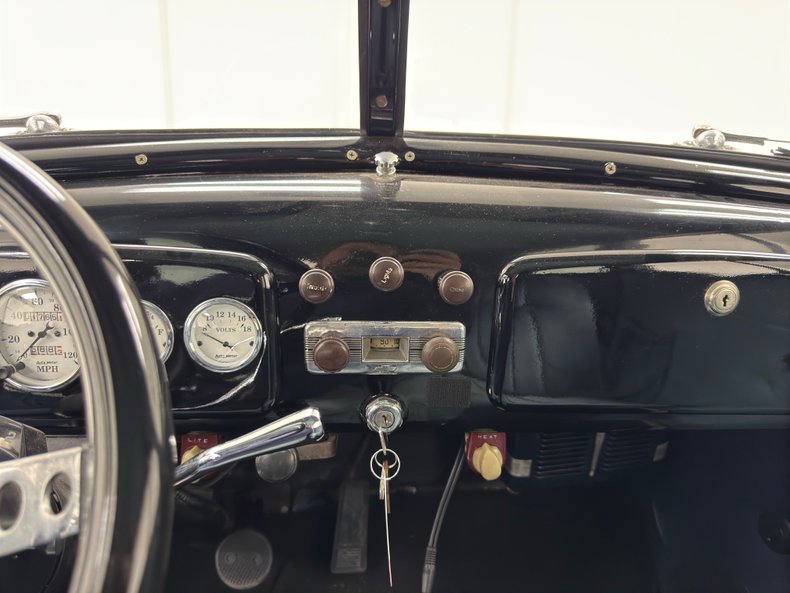 Chevrolet-Master-1935-Matte-Black-Light-Blue-45