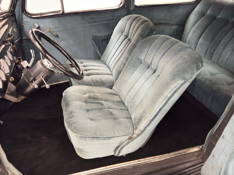 Chevrolet-Master-1935-Matte-Black-Light-Blue-9