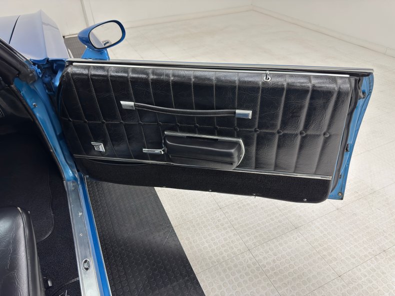 Chevrolet-Monte-carlo-1971-Mulsanne-Blue-Black-39