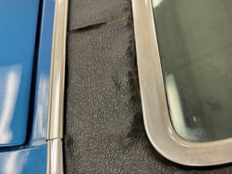 Chevrolet-Monte-carlo-1971-Mulsanne-Blue-Black-5